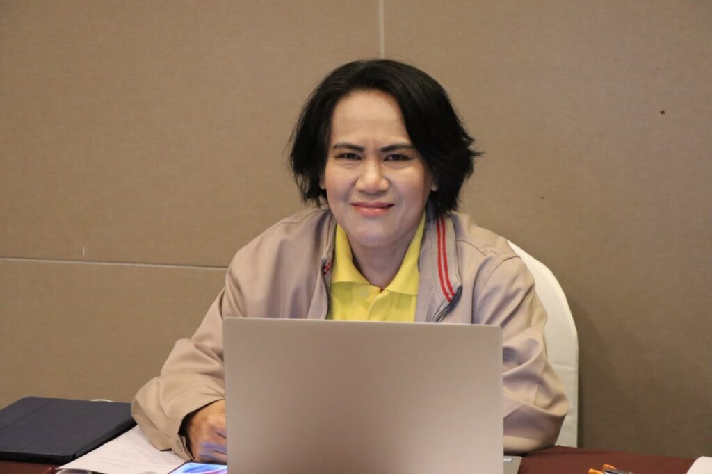 http://line_album_%e0%b8%9b%e0%b8%a3%e0%b8%b0%e0%b8%8a%e0%b8%b8%e0%b8%a1%e0%b8%81%e0%b8%a5%e0%b8%b8%e0%b9%88%e0%b8%a1%e0%b8%95%e0%b8%b4%e0%b8%94%e0%b8%95%e0%b8%b2%e0%b8%a1-%e0%b9%82%e0%b8%a3%e0%b8%87-16